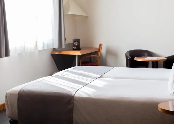 Abba Sants Hotel 4*